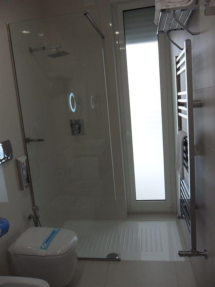 Soglow Business Class Hotel مولفيتا المظهر الخارجي الصورة