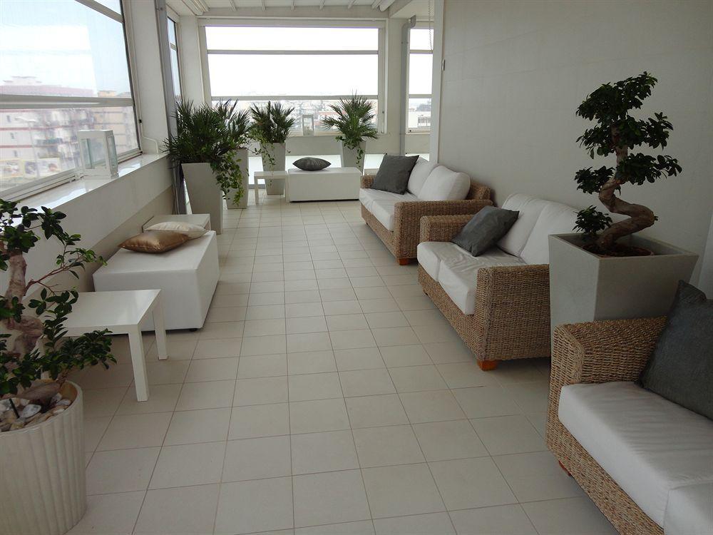 Soglow Business Class Hotel مولفيتا المظهر الخارجي الصورة