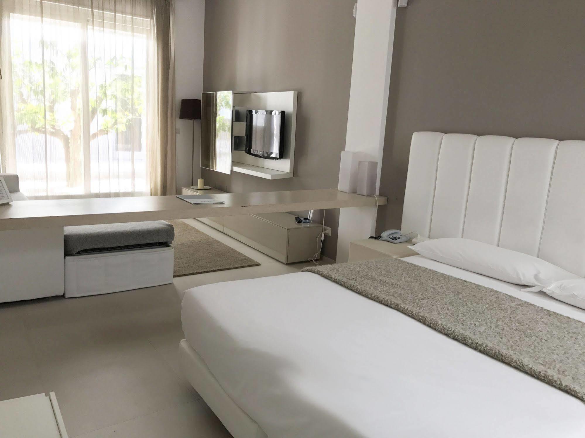 Soglow Business Class Hotel مولفيتا المظهر الخارجي الصورة